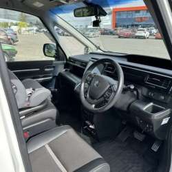 Honda Stepwgn в Краснодаре фото 6