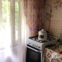 Сдам изолированную комнату по улице Новостроительная