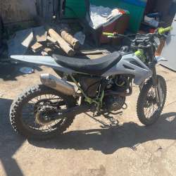 Продаю ендуро bkgtr300 300 кубов!