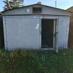 Продам металлический гараж 18 кв метра