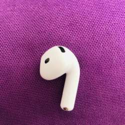 Правый наушник AirPods 4 (a3050)