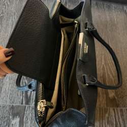 Брендовая сумка Guess. в Москве