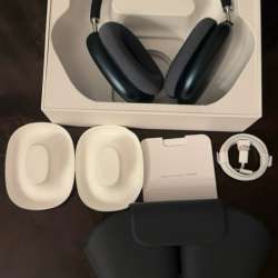 AirPods Max в Москве фото 3