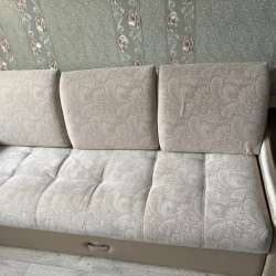 Продаю диван б/у