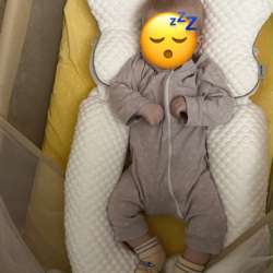Подушка для новорожденных кокон позиционер