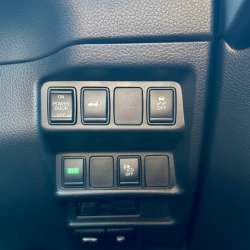 ПРОДАЮ NISSAN X-TRAIL 2018 ГИБРИД в Якутске