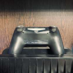 Джойстик на PS4 в Шахтах
