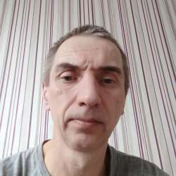 Vasyl, 50 лет, хочет пообщаться