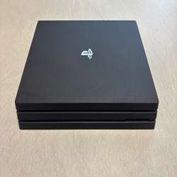 Продам Sony PlayStation 4 Pro 1TB