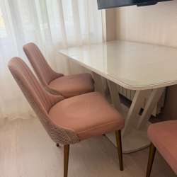 Продам стол и 3 стула
