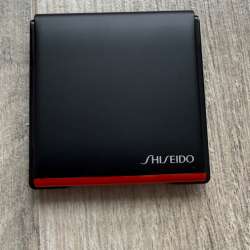 Тени Shiseido