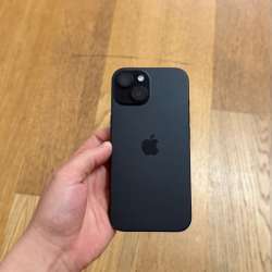 iPhone 15 в Москве фото 4