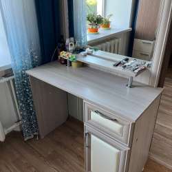 продам мебель, двухэтажная кровать, стол на двоих, шкаф в Сибае фото 4
