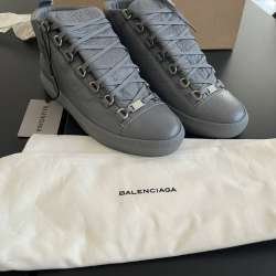 Balenciaga arena