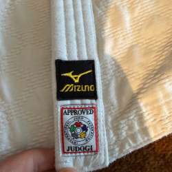 Кимоно mizuno размер 155 в Новосибирске фото 3