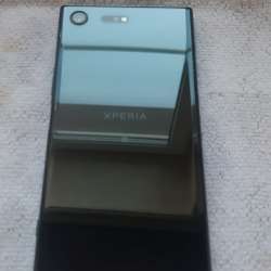Смартфон sony xperia XZ premium
