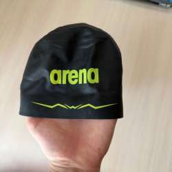 Шапочка arena