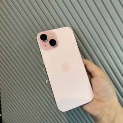 Продам IPHONE 15
