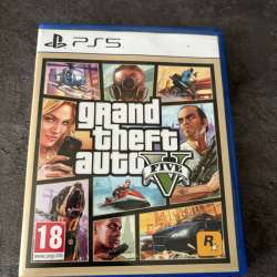 Диск GTA 5 на PS5