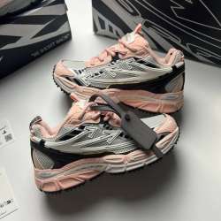 Off-White Be Right Back?? в Владивостоке фото 3