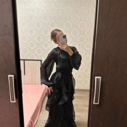 Невероятно красивое вечерние платье