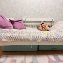 Продам кровать детскую ИКЕА с матрасом.