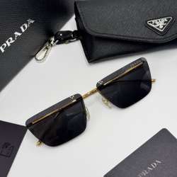 Очки Prada