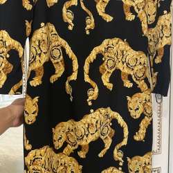 Эффектное платье Versace✨