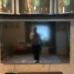 Большой телевизор Sony Bravia 55"