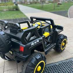 Детская машина Jeep абсолютно новая