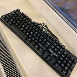 ? Игровая клавиатура с RGB-подсветкой - Профессионал в кажд
