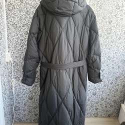 Продам пуховик новый