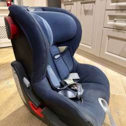 Автомобильное кресло Britax romer