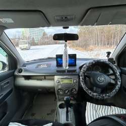 Продаю автомобиль Мазда Демио 2004 в Москве