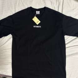 Футболка VETEMENTS в Екатеринбурге