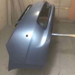 Бампер Toyota Prius nhw20