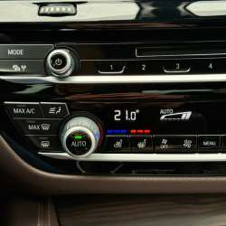 BMW 5 3.0D в Москве фото 5