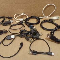 Кабели USB - micro USB, для зарядки телефонов