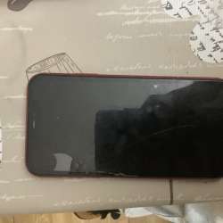 Телефон iPhone 11 , сломан и нужен ремонт