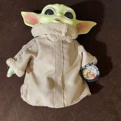 Игрушка йода из звездных войн