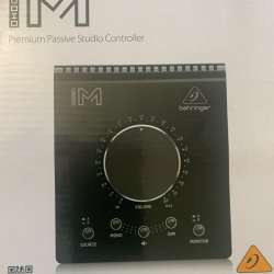 Контроллер audio мониторов для звукозаписи