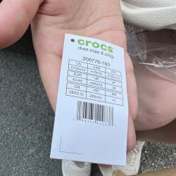 Продаю 2 пары Crocs