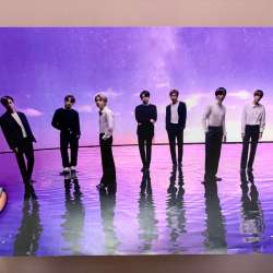 два плаката bts
