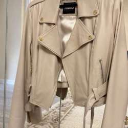 Продается кожаная куртка-косуха Pinko в Черкесске