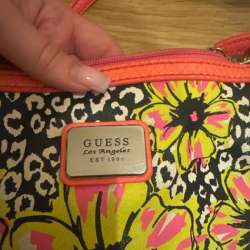 Сумка клатч Guess в Санкт-Петербурге