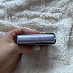 Samsung galaxy zflip 3 в Хабаровске