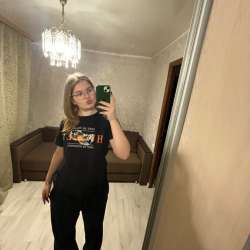 черные спортивные штаны