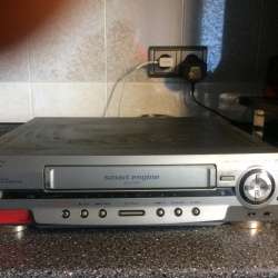 Видеомагнитофон SONY SLP 100