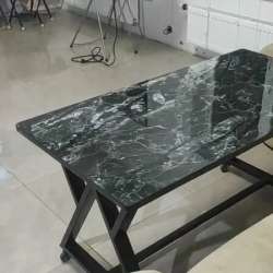 Столы из керамогранита