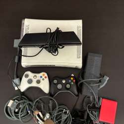 Продаю Xbox 360 (freeboot)+ kinetic в Москве фото 3